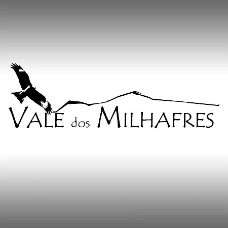 Vale Dos Milhafres * 앙그라두에루이스무