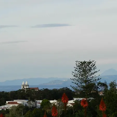 Vale Dos Milhafres * Angra do Heroísmo