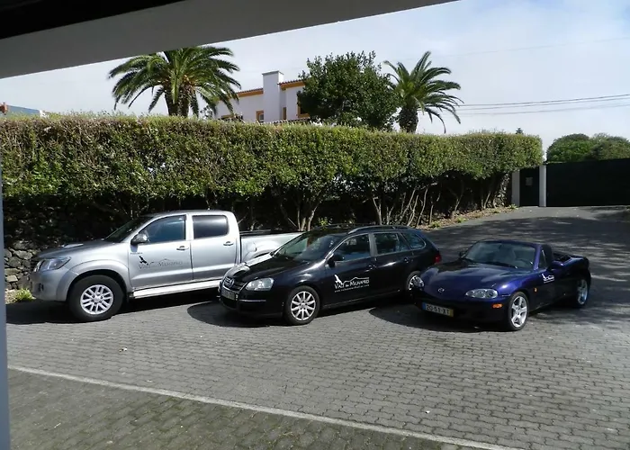 Vale Dos Milhafres * Angra do Heroísmo